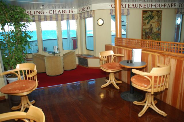 costa cruises-Ocean Monarch