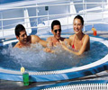 jacuzzi on cruise ship deck