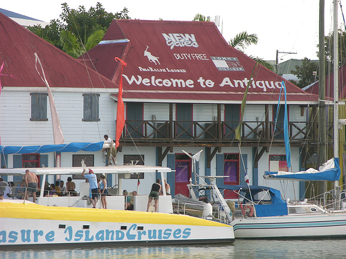  cruise antigua port