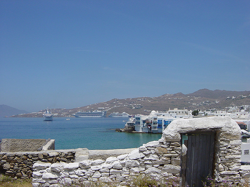  greek cruises ship mykonos